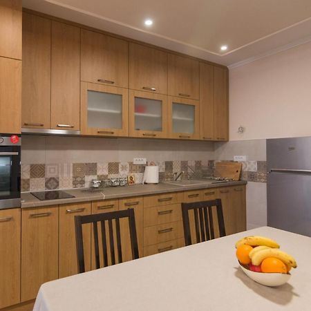 Apartment Lili バイナ・バシュタ エクステリア 写真