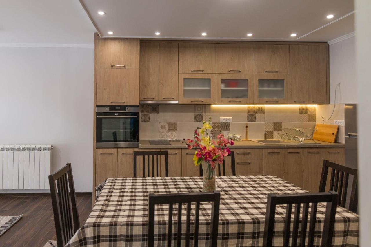 Apartment Lili バイナ・バシュタ エクステリア 写真
